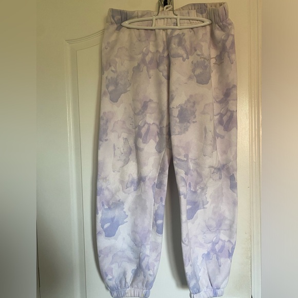 Sweatsuit set from lazy pants - bought from Costco. Used, like new - Picture 6 of 6